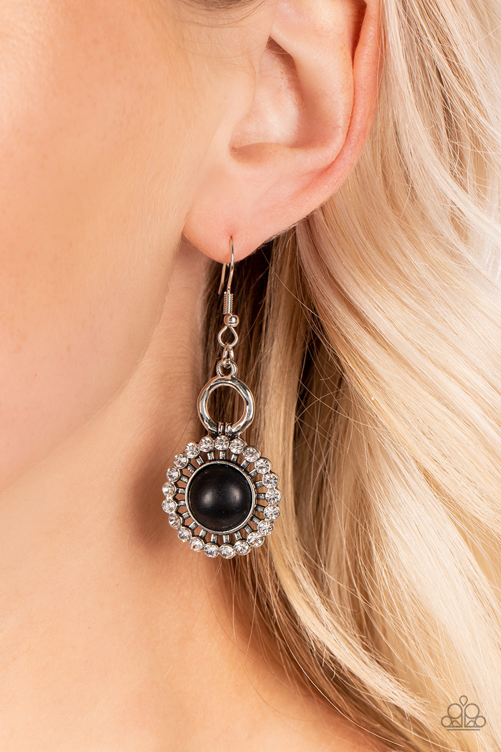 Paparazzi ~ Mojave Mogul ~ Black Earrings