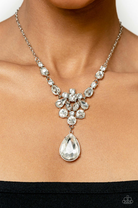 Paparazzi ~ TWINKLE of an Eye ~ White Necklace Set