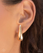 Load image into Gallery viewer, Paparazzi ~ Sunset Sightings ~ Fashion Fix Complete Trend Blend ~ Gold Necklace Set
