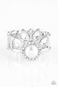 Paparazzi ~ Crown Coronation ~ White Pearl Ring with Stretchy Band