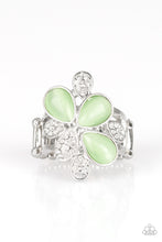 Load image into Gallery viewer, Paparazzi ~ Diamond Daises ~ Green Ring with Stretchy Band
