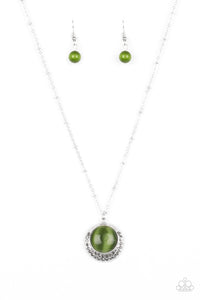 Paparazzi ~ Dream Girl Glow ~ Green Necklace Set