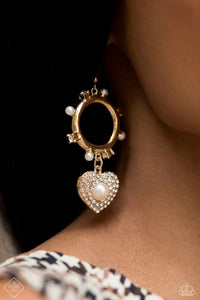 Paparazzi ~ Fiercely 5th Avenue ~ Fashion Fix Complete Trend Blend ~ Gold Necklace Set