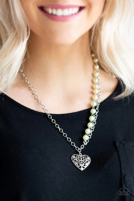Paparazzi ~ Forever In My Heart ~ Yellow Heart Pendant Necklace Set