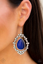 Load image into Gallery viewer, Paparazzi ~ Glimpses of Malibu ~ Fashion Fix Complete Trend Blend ~ Blue Necklace Set