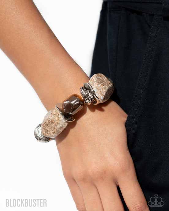 Paparazzi ~ Glaze of Glory ~ Peach Bracelet (Blockbuster)