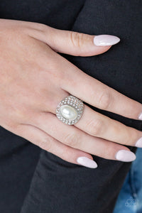 Paparazzi ~ Glittering Go-Getter ~ White Ring with Stretchy Band