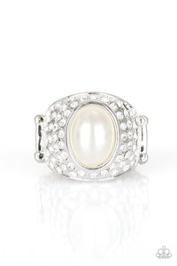 Paparazzi ~ Glittering Go-Getter ~ White Ring with Stretchy Band