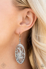 Load image into Gallery viewer, Paparazzi ~ Glimpse of Malibu ~ Fashion Fix Complete Trend Blend ~ Pink Necklace Set