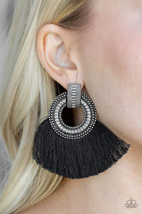 Paparazzi ~ I Am Spartacus ~ Black Post Earrings