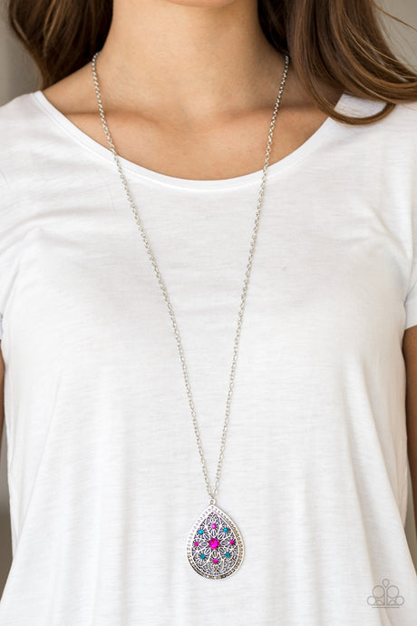 Paparazzi ~ I Am Queen ~ Multi Necklace Set