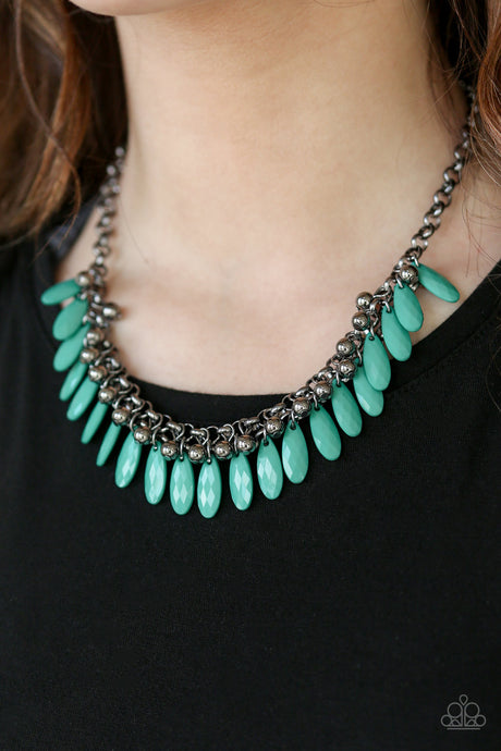 Paparazzi ~ Jersey Shore ~ Green Necklace Set
