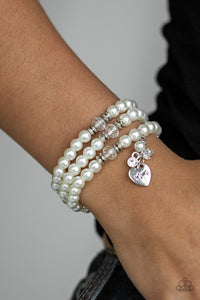 Paparazzi ~ Mom Wow ~ White Pearl Bracelet