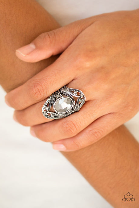 Paparazzi ~ Red Carpet Rebel ~ Silver Ring with Stretchy Band