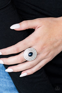 Paparazzi ~ Royal Ranking ~ Blue Ring with Stretchy Band