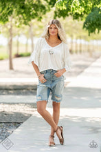Load image into Gallery viewer, Paparazzi ~ Sunset Sightings ~ Fashion Fix Complete Trend Blend ~ Multi Necklace Set