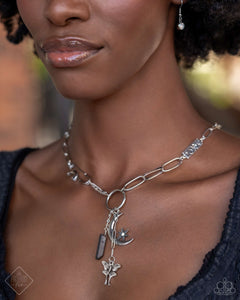 Paparazzi ~ Sunset Sightings ~ Fashion Fix Complete Trend Blend ~ Silver Necklace Set