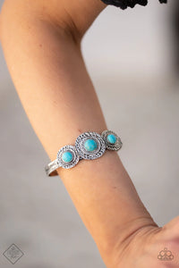Paparazzi ~ Simply Santa Fe ~ Fashion Fix Complete Trend Blend ~ Blue/Turquoise Necklace Set