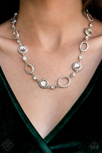 Paparazzi ~ Fiercely 5th Avenue ~ Fashion Fix Complete Trend Blend ~ White Necklace Set