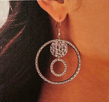 Load image into Gallery viewer, Paparazzi ~ Simply Santa Fe ~ Fashion Fix Complete Trend Blend ~ Blue Turquoise Necklace Set