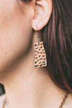 Load image into Gallery viewer, Paparazzi - A Fan of the Tribe Necklace - Klassy Jewelz Boutique