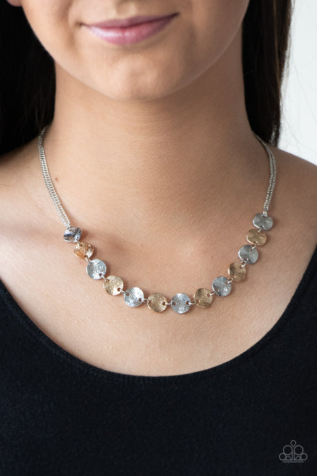 Paparazzi - Simple Sheen - Silver Necklace Set