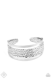 Paparazzi ~ Jungle Jingle ~ Silver Bracelet (Fashion Fix Exclusive)