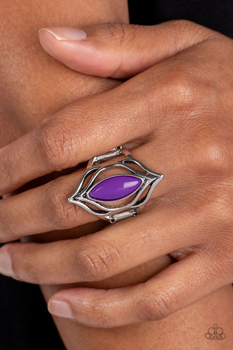 Paparazzi ~ Fearless Fluorescence ~ Purple Ring with Stretchy Band