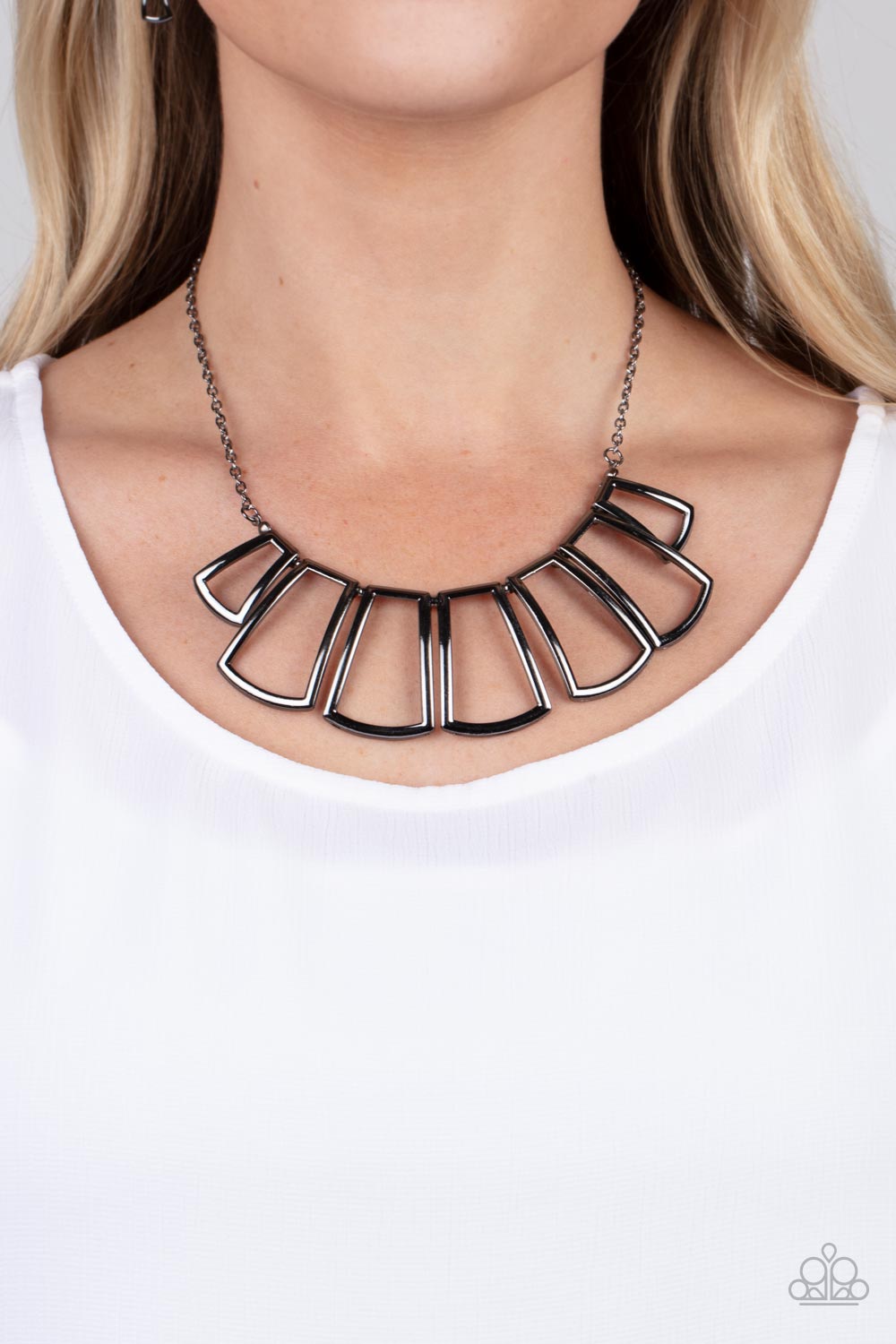 Paparazzi ~ Full-Fledged Framed ~ Black Necklace Set
