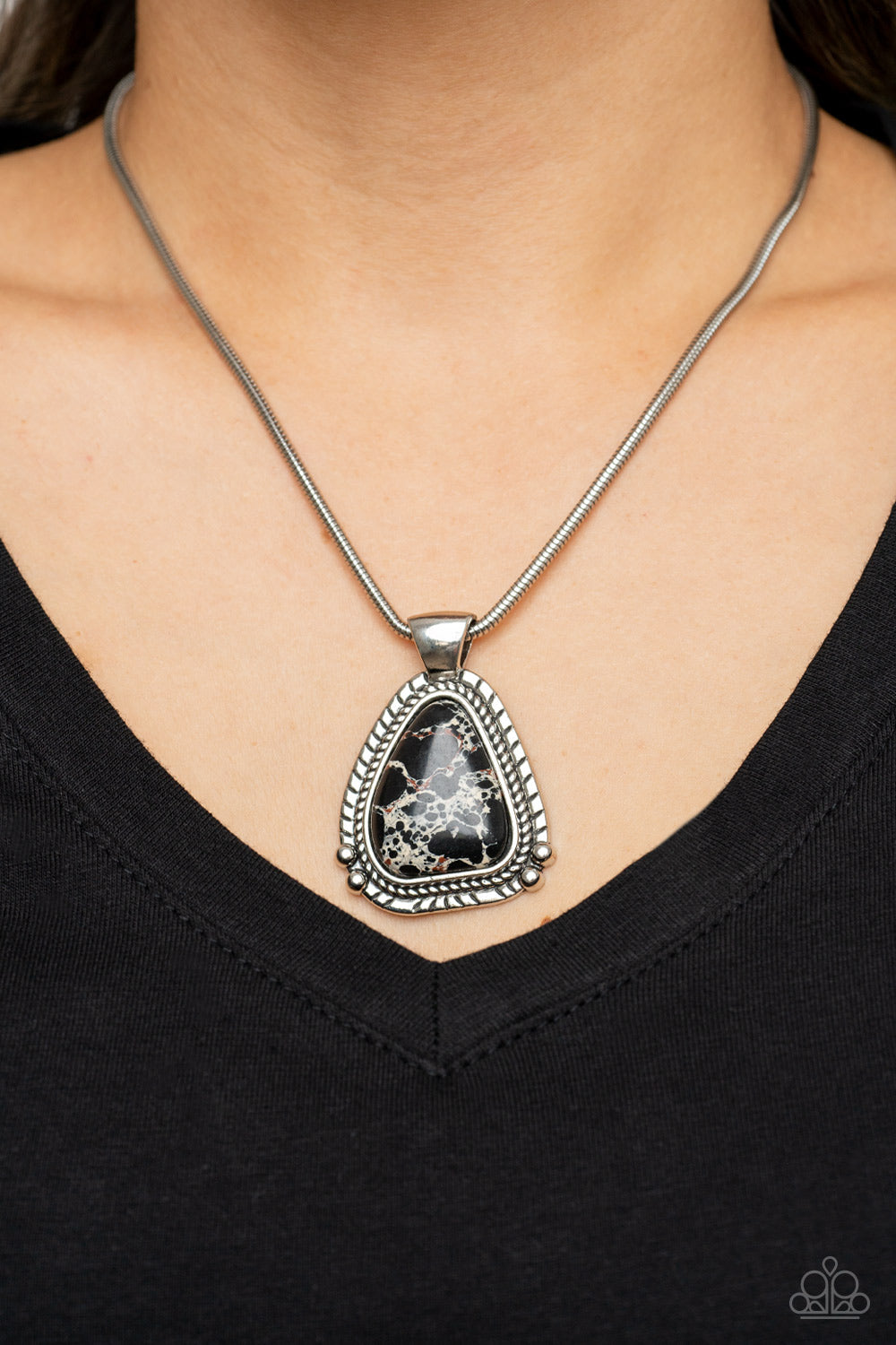 Paparazzi ~ Artisan Adventure ~ Black Necklace Set