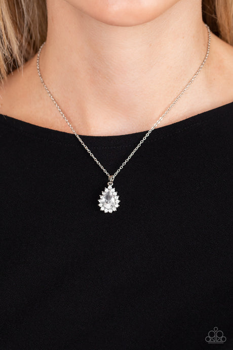 Paparazzi ~ A Guiding SOCIALITE ~ White Pendant Necklace Set