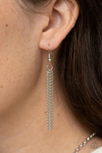 Load image into Gallery viewer, Paparazzi ~ Rosy Redux ~ Silver Necklace Set