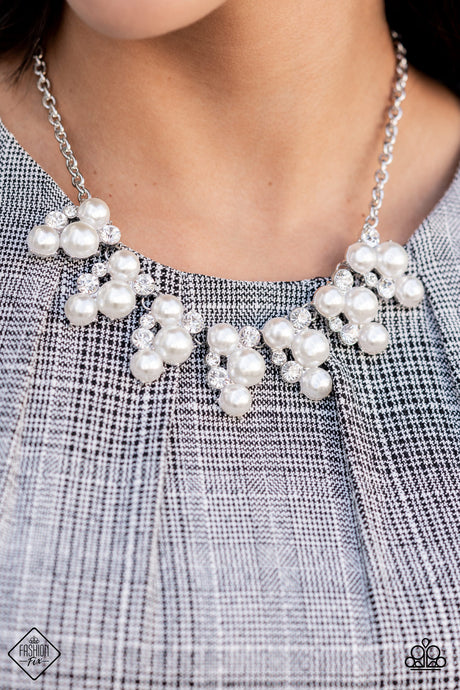 Paparazzi ~ Renown Refinement ~ White Pearl Necklace Set (Fashion Fix Exclusive)