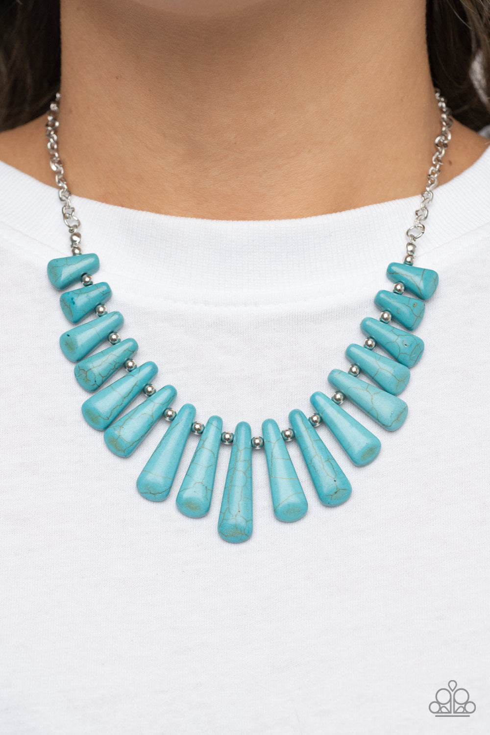 Paparazzi ~ Mojave Empress ~ Blue Turquoise Necklace Set
