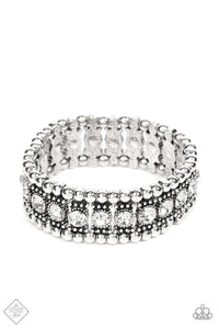 Paparazzi ~ Ritzy Reboot ~ White Bracelet (Fashion Fix Exclusive)