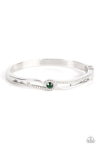 Paparazzi ~ Top-Shelf Shimmer ~ Green Bracelet