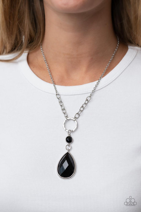 Paparazzi ~ Valley Girl Glamour ~ Black Necklace Set