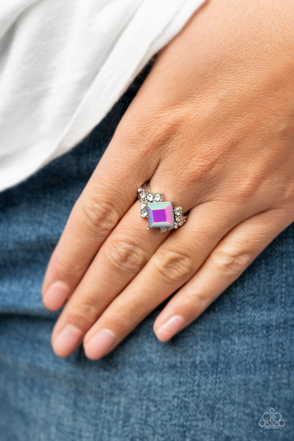 Paparazzi ~ Mind-Blowing Brilliance ~ Purple Ring with Dainty Stretchy Band
