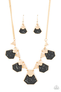 Paparazzi ~ Extra Exclusive ~ Black Necklace Set
