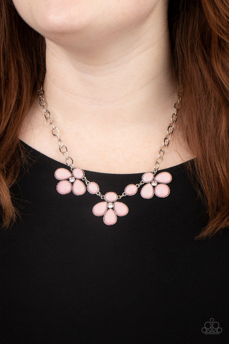 Paparazzi ~ SELFIE-Worth ~ Pink Necklace Set