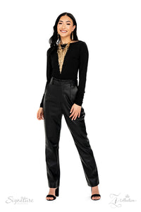 Paparazzi ~ "The Suz" ~ ZI Collection ~ Gold Necklace Set