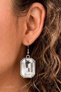 Paparazzi ~ "The Tasha" ~ ZI Collection ~ Silver Necklace Set