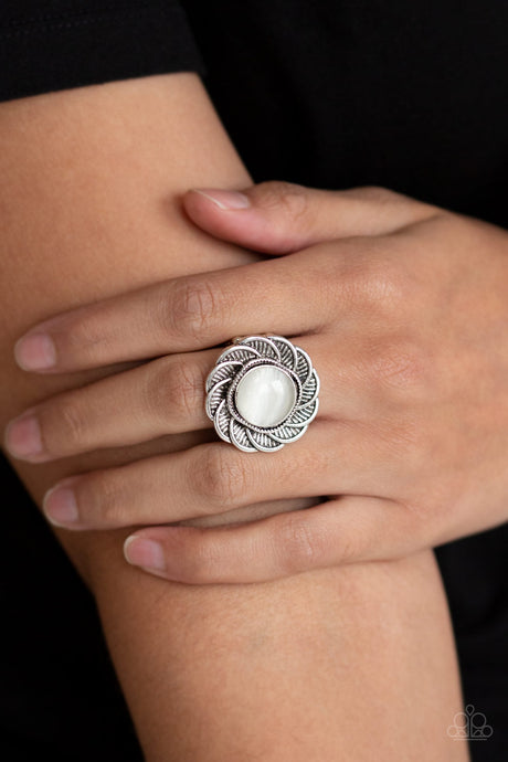 Paparazzi - Gardenia Glow - White Ring - Klassy Jewelz Boutique