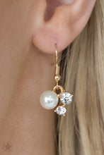 Load image into Gallery viewer, Paparazzi - Toast To Perfection - Gold Pearl Necklace - Klassy Jewelz Boutique