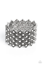 Load image into Gallery viewer, Paparazzi ~ DECO in the Rough ~ White Bracelet