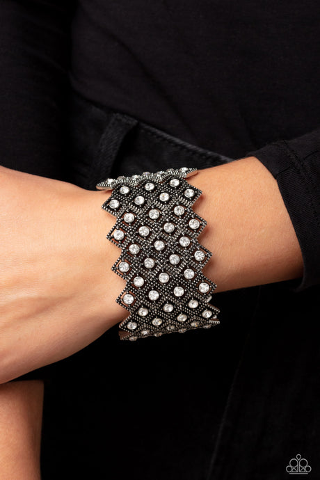 Paparazzi ~ DECO in the Rough ~ White Bracelet