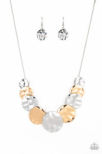 Paparazzi ~ A Daring DISCovery ~ Silver Necklace Set