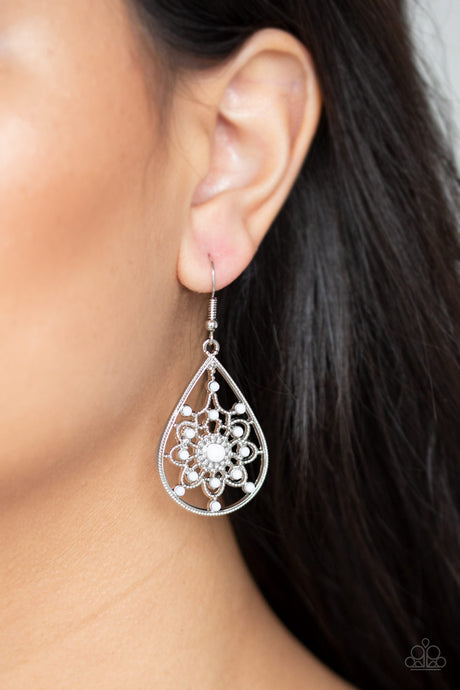 Paparazzi ~ A Flair For Fabulous ~ White Earrings