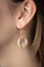 Load image into Gallery viewer, Paparazzi ~ A Top-SHELLer - Gold Necklace Set