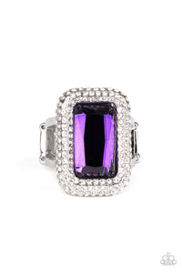 Paparazzi ~ A Grand Statement Maker ~ Green Ring with Stretchy Band